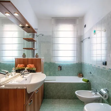 Apartment Joivy Modern With Terrace Near