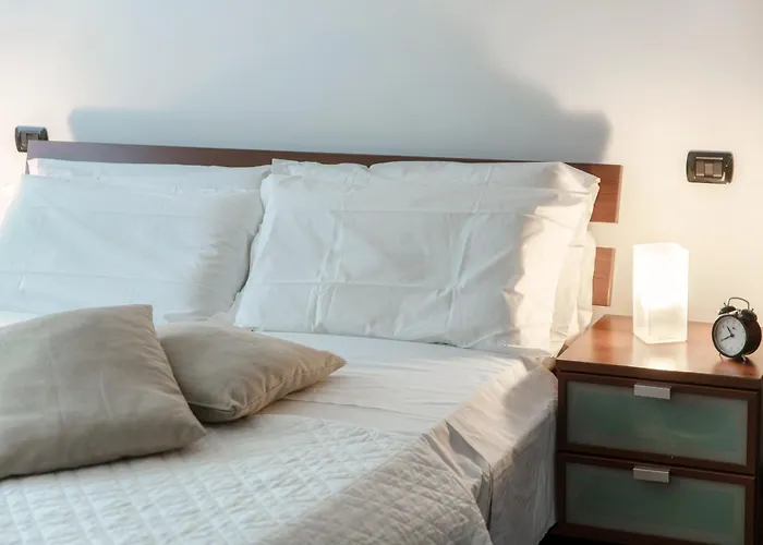 Joivy Modern With Terrace Near * קומו